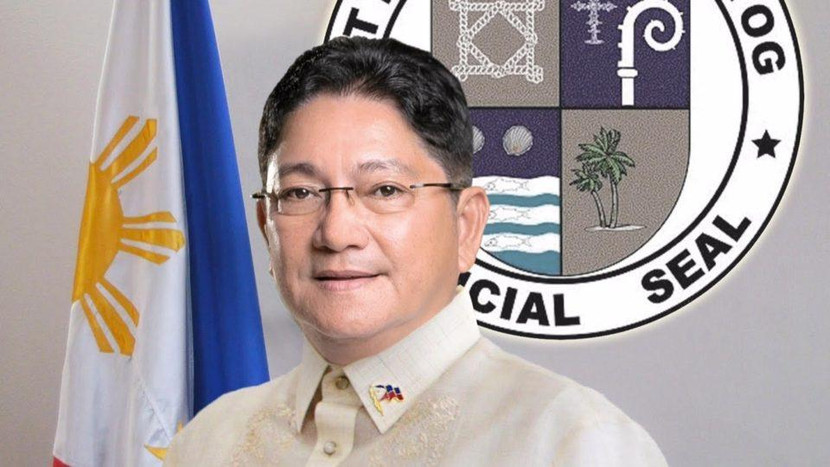 Thị trưởng Aquino đã tử vong sau vụ đấu súng giữa vệ sĩ của ông và cảnh sát Thị trưởng Aquino đã tử vong sau vụ đấu súng giữa vệ sĩ của ông và cảnh sát