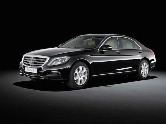 Mercedes-Benz trình làng "pháo đài di động" - S600 Guard ảnh 3