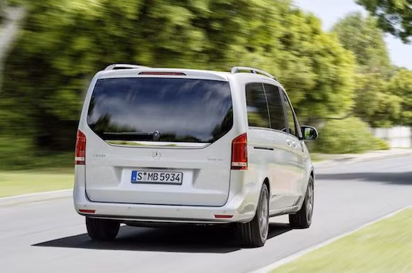 Mercedes V-Class: Tiện lợi, tiết kiệm nhiên liệu ảnh 5
