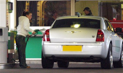 "Điểm mặt chỉ tên" xế cưng của vợ chồng nhà Rooney ảnh 6