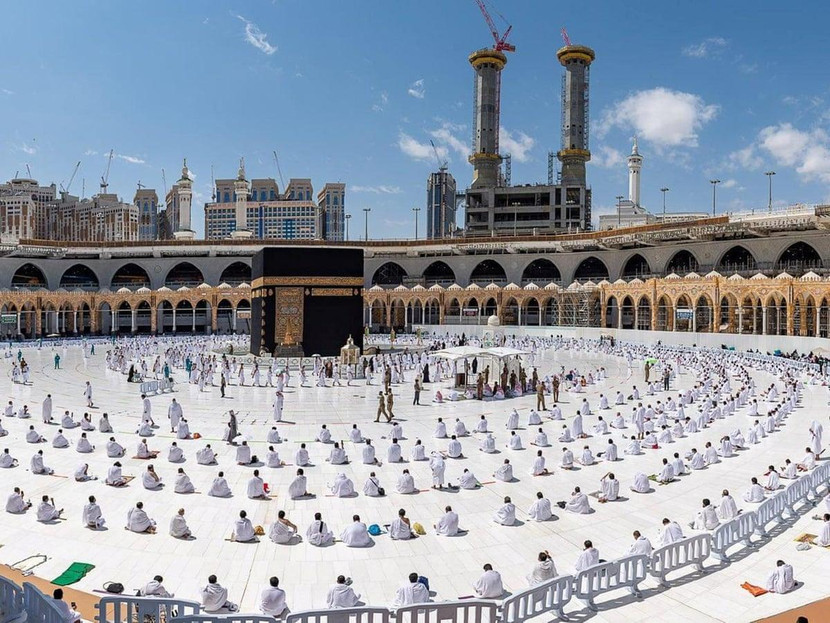 Thánh địa Mecca chào đón tín đồ Hồi giáo nước ngoài