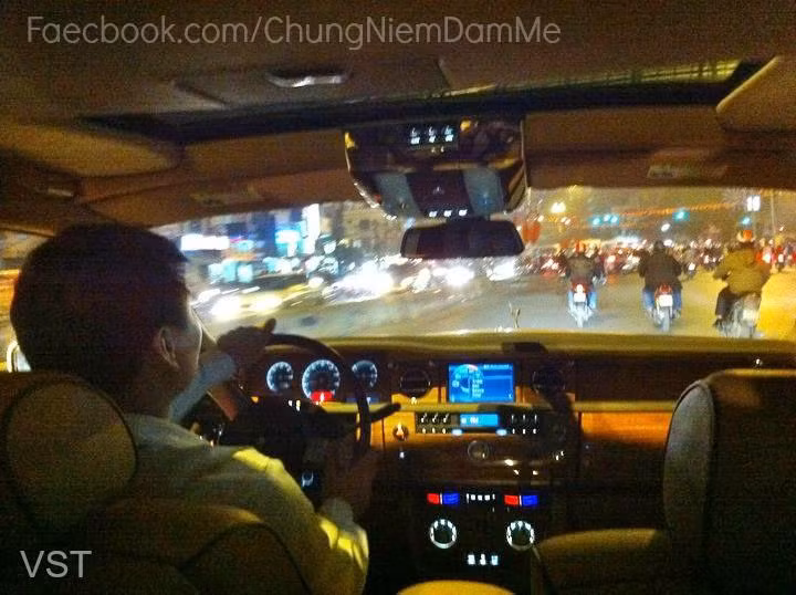 Siêu xe xuất hiện ở những nơi "lạ" tại Việt Nam ảnh 4