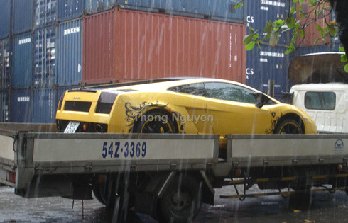 Siêu xe xuất hiện ở những nơi "lạ" tại Việt Nam ảnh 1