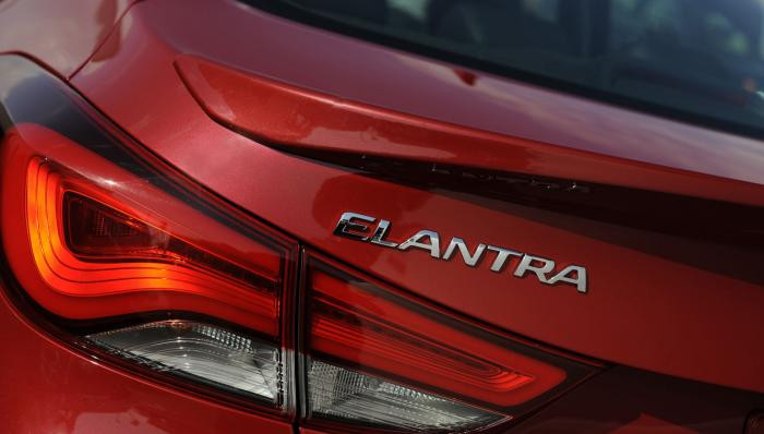 Hyundai chính thức giới thiệu Elentra Sport 2014 ảnh 11