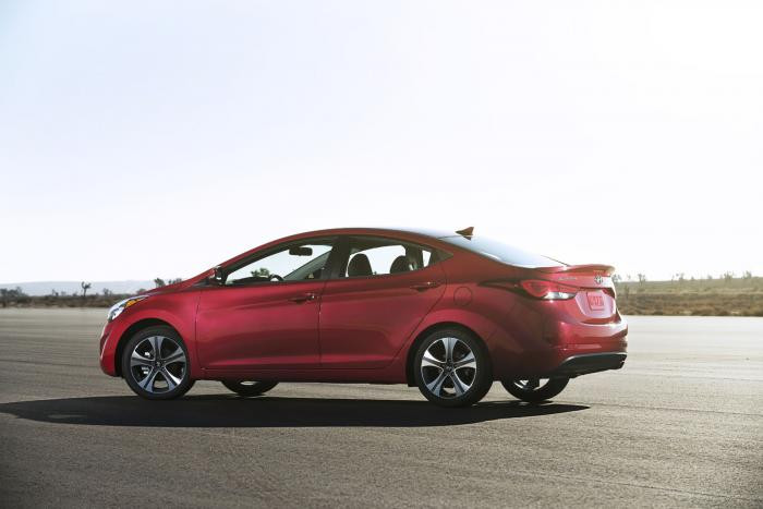 Hyundai chính thức giới thiệu Elentra Sport 2014 ảnh 3