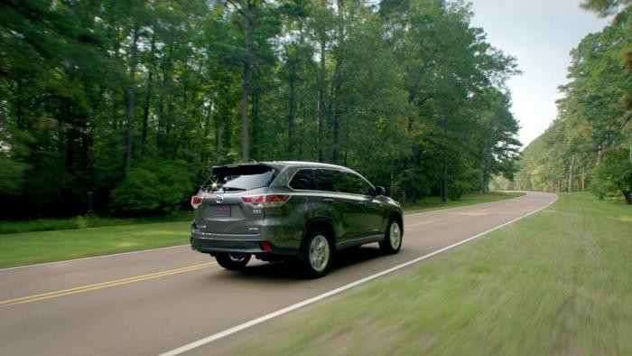 Toyota Highlander Hybrid 2014 chính thức trình làng ảnh 4 Toyota Highlander Hybrid 2014 chính thức trình làng ảnh 4