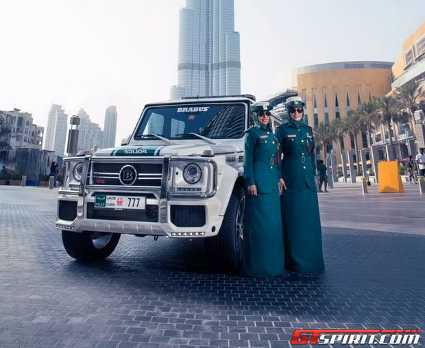 Chiêm ngưỡng xe độ đặc biệt của cảnh sát Dubai ảnh 9