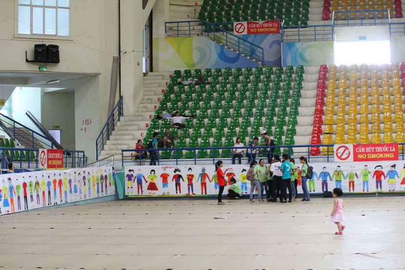 Thiếu nhi tưng bừng vẽ tranh khổng lồ, trình diễn ánh sáng mừng 1/6 ảnh 5 Thiếu nhi tưng bừng vẽ tranh khổng lồ, trình diễn ánh sáng mừng 1/6 ảnh 5