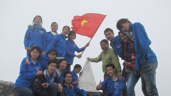 Rạo rực trên đỉnh Phanxipăng ảnh 1