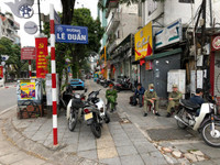 Những hình ảnh nhà hàng, quán cafe đóng cửa để phòng, chống dịch Covid-19 ở Hà Nội