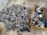 Thu giữ gần 1 tấn linh kiện lắp đặt súng được chào bán trên mạng xã hội