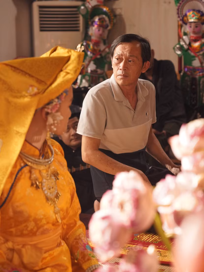 nsut-hoai-linh-anh-hau-truong-phim.jpg