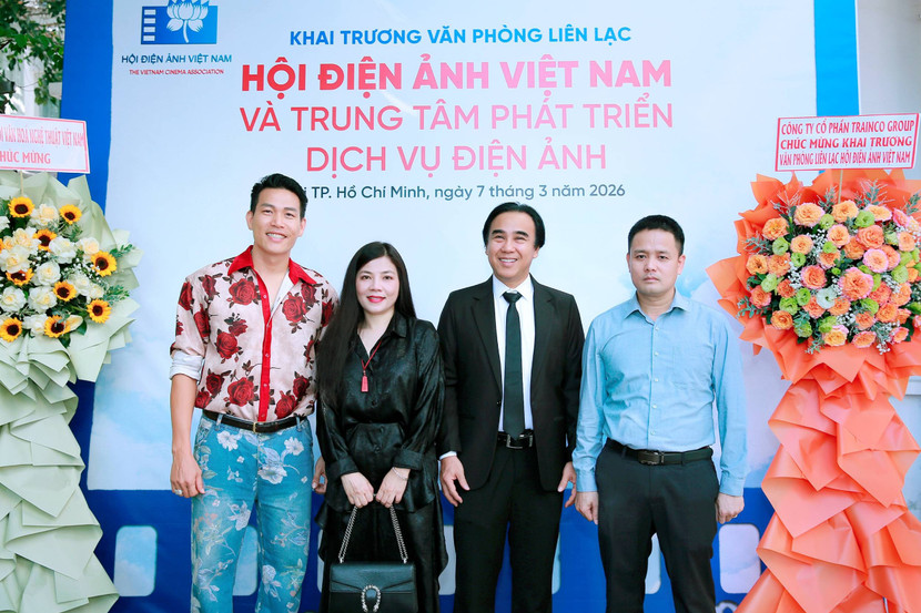 chi-tran-thi-phuong-lan-dang-tran-cuong-quyen-linh-va-quach-beem.jpg