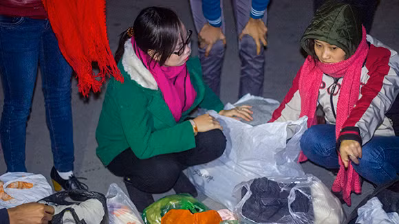 Ấm lòng trong "Đêm không ngủ" với người vô gia cư ảnh 1