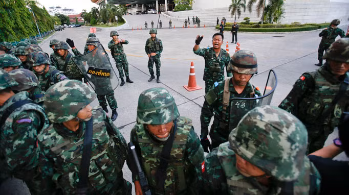 Thế giới chỉ trích cuộc đảo chính ở Thái Lan ảnh 1