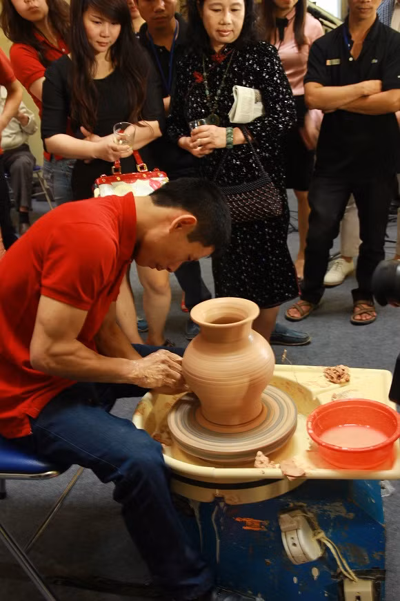 "Gốm và Người" nâng niu giá trị nghệ thuật ảnh 12