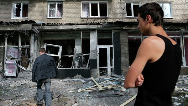 Kiev sẽ “dọn sạch” Donesk và Lugansk trước ngày quốc khánh? ảnh 1