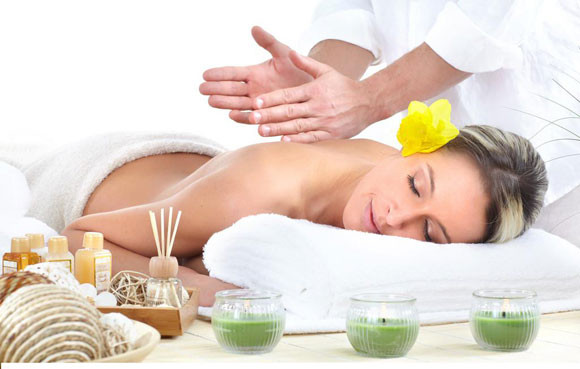 Tinh dầu có giúp lôi cuốn các cặp vợ chồng vào cuộc “mây mưa”? ảnh 1