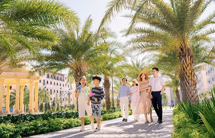 Cư dân Sun Grand City New An Thoi sẽ cảm giác “bước chân xuống phố là công viên, hoà mình vào thiên nhiên thuần khiết” ngay trong lõi của khu đô thị sầm uất