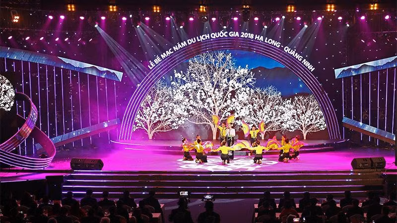 Bế mạc Năm du lịch quốc gia 2018 tại FLC Hạ Long Bế mạc Năm du lịch quốc gia 2018 tại FLC Hạ Long