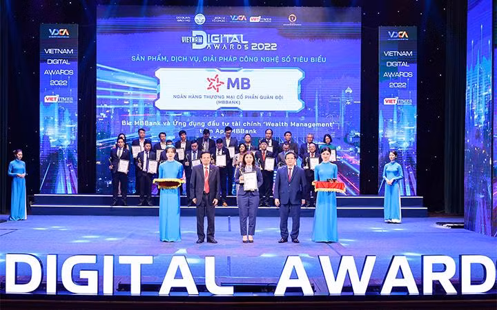 MB được vinh danh tại giải thưởng Chuyển đổi số Việt Nam 2022