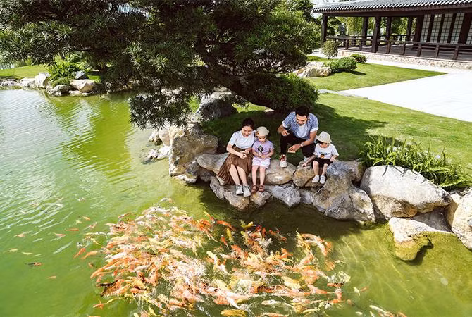 Không gian sống ngập màu xanh ở Vinhomes Smart City mang tới bài họcvề tình yêu thiên nhiên cho trẻ nhỏ trong mỗi ngày an cư