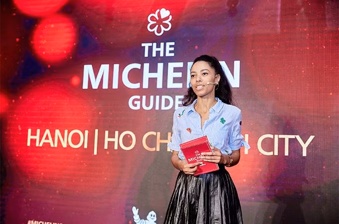 Bà Elisabeth Boucher-Ansel Giám đốc truyền thông Michelin Experiences Bà Elisabeth Boucher-Ansel Giám đốc truyền thông Michelin Experiences