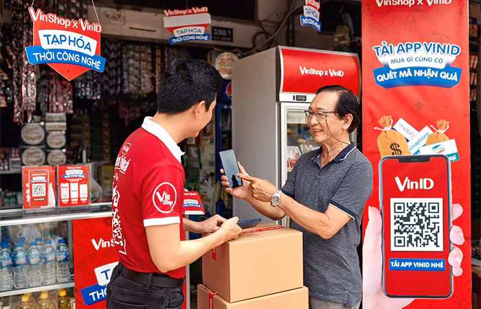 VinShop kết nối cung ứng hàng hóa trực tiếp từ nhà sản xuất tới người bán lẻ cuối cùng VinShop kết nối cung ứng hàng hóa trực tiếp từ nhà sản xuất tới người bán lẻ cuối cùng
