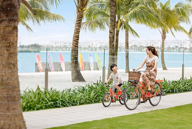 Cư đân Vinhomes Ocean Park thực hành sống xanh trong không gian rộng lớn của đại đô thị rộng 420ha.
