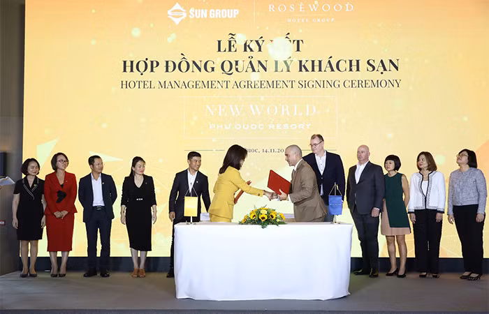 Lễ ký kết hợp tác giữa Tập đoàn Sun Group và Tập đoàn Rosewood Hotel Group