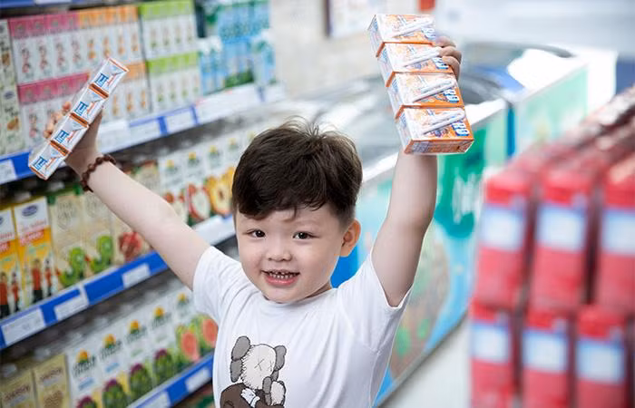 Nhiều chương trình khuyến mại đặc biệt đang diễn ra trong tháng 4 này để chúc mừng sự kiện Vinamilk vượt mốc 500 cửa hàng