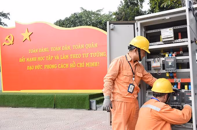 EVNHANOI chuẩn bị sẵn sàng cho các dịp lễ sắp tới