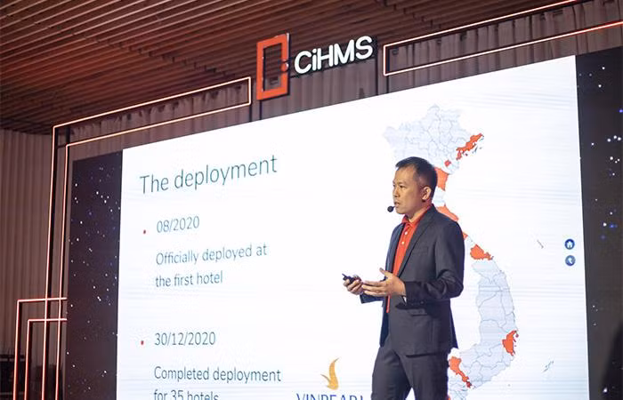 Ông Nguyễn Văn Hoàng - Tổng Giám đốc Công ty TNHH sản xuất và kinh doanh phần mềm VinHMS phát biểu tại sự kiện