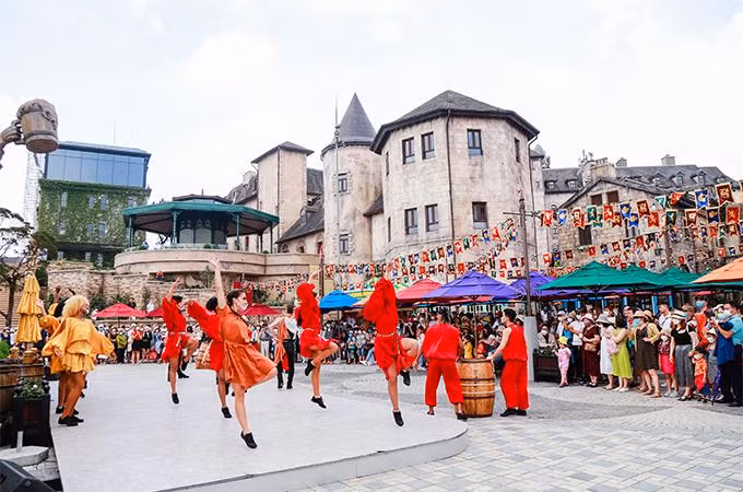 Lễ hội Ẩm thực và Bia B’estival tại Sun World Ba Na Hills Lễ hội Ẩm thực và Bia B’estival tại Sun World Ba Na Hills
