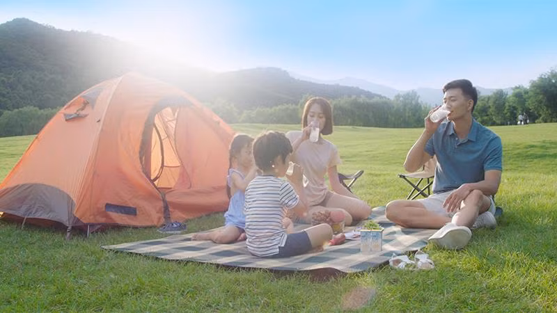 Sữa tươi tiệt trùng bổ sung ngũ cốc TH true MILK Light Meal là bữa ăn nhẹ bổ dưỡng phù hợp với cả gia đình và trẻ em từ 1 tuổi trở lên. Sữa tươi tiệt trùng bổ sung ngũ cốc TH true MILK Light Meal là bữa ăn nhẹ bổ dưỡng phù hợp với cả gia đình và trẻ em từ 1 tuổi trở lên.