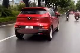 Lái xe ô tô gắn 2 biển số khác nhau để ‘né’ camera AI đã bị phạt 23 triệu đồng