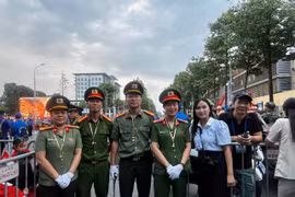 Viết tiếp những câu chuyện về bình yên của Thủ đô