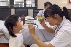 Hà Nội: Chiến dịch khám sức khỏe miễn phí cho 2,2 triệu học sinh