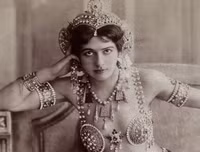 Mata Hari - Nữ điệp viên huyền thoại đẹp nhất mọi thời đại