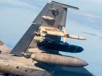 B-1B lần đầu phóng thành công 