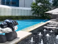 [ẢNH] Cận cảnh bên trong khách sạn St Regis, nơi lưu trú của ông Kim Jong-un