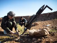 Điểm mặt những vũ khí tự chế cực 'dị' của phiến quân đối lập Syria (1)