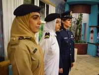 Vẻ đẹp cuốn hút say lòng người của nữ binh sĩ Pakistan