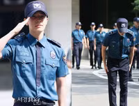 Donghae xuất ngũ trong vòng vây của người hâm mộ