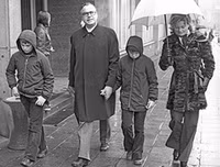 Vĩnh biệt ông Helmut Kohl - người phá đổ bức tường Berlin để tạo nên nước Đức hiện đại