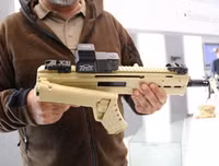 Nga ra mắt siêu súng Kalashnikov MA thay thế cho súng tiểu liên cực nhanh AKS-74U