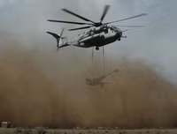 Mỹ bất ngờ đưa lựu pháo mạnh nhất hành tinh tới Syria, dội bão lửa xuống IS