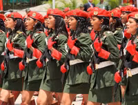 Bất ngờ trước vẻ đẹp nữ binh sĩ 'quốc gia hoa hậu' Venezuela