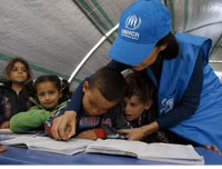 Xúc động ngắm những nụ cười tự nhiên của trẻ thơ Syria