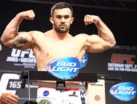 Những võ sĩ thực chiến MMA đáng sợ nhất thế giới hiện nay (3)